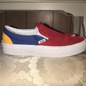 Yacht Club vans